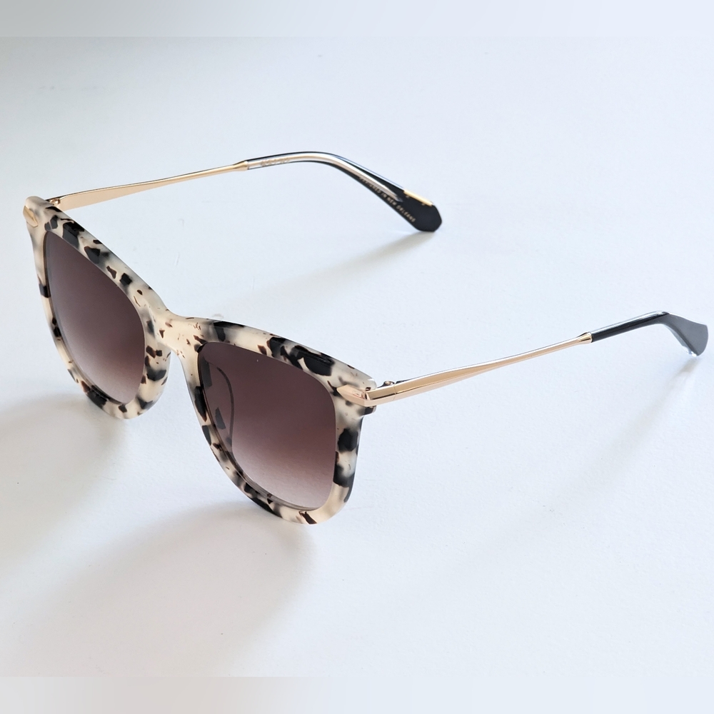 KREWE Simone Sunglasses in Oyster - Picture 4 of 8